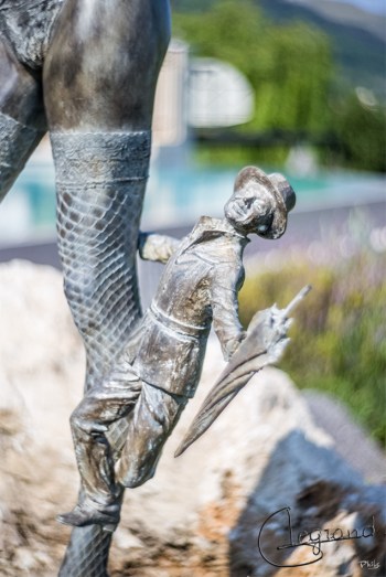 Singing under the string bronze - Geneviève Legrand (21)